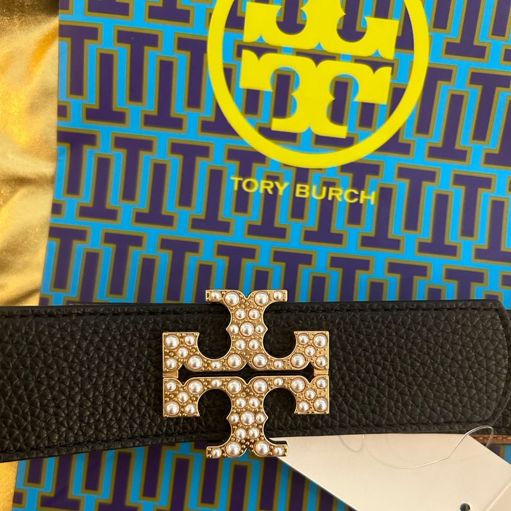 New With Tags Tory Burch Reversible Pearl Logo Belt